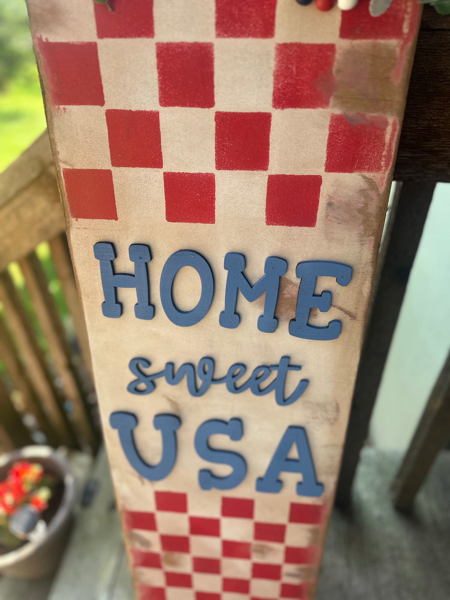 Home Sweet USA Checkered Porch Leaner