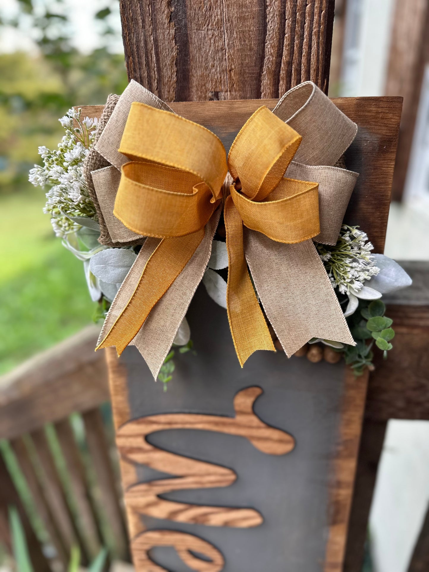 Rustic Welcome Porch Leaner Mustard Bow